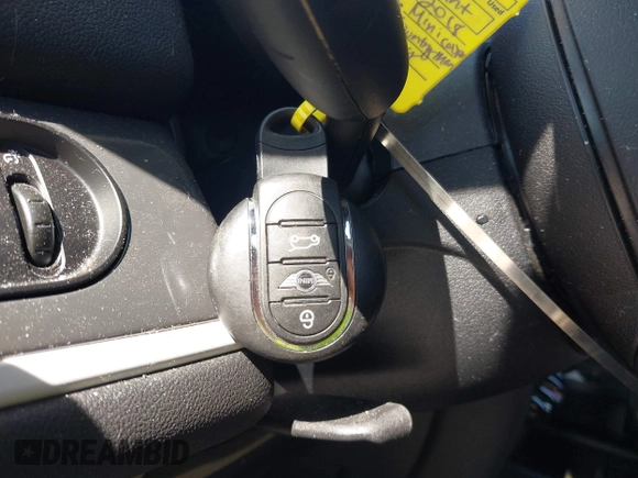 2018 MINI Countryman Cooper S with VIN WMZYT5C37J3E59574, listed as a IAAI auction lot 42534496 with 51,347 mi miles and . Bid and sale history available at DreamBid. Image 11.