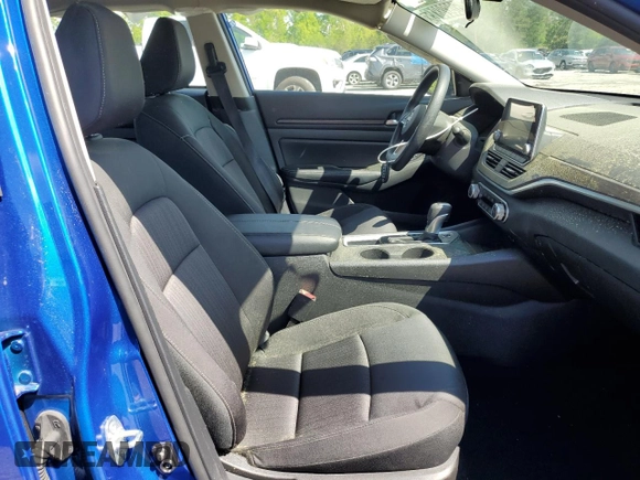 2025 Nissan Altima SV with VIN 1N4BL4DV7SN305763, listed as a Copart auction lot 52828815 with 9,479 mi miles and Clean Title. Bid and sale history available at DreamBid. Image 7.