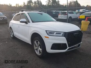 2020 Audi Q5 Premium Plus with VIN WA1BNAFY7L2012758, listed as a IAAI auction lot 40736399 with 1 mi miles. Bid and sale history available at carsss.com. Image 1.
