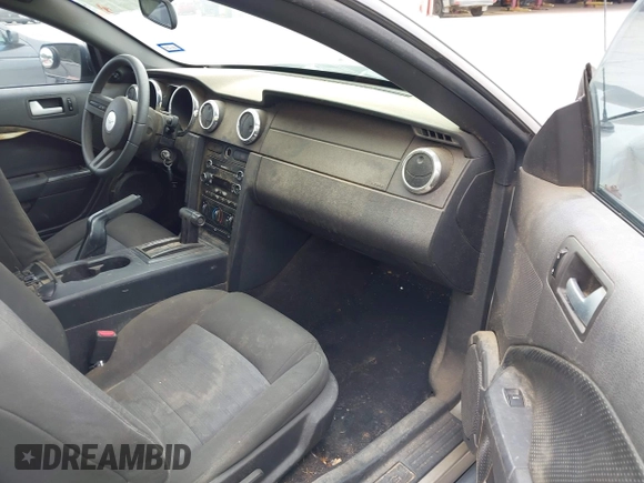 2008 Ford Mustang Deluxe with VIN 1ZVHT80N485143307, listed as a IAAI auction lot 42661093 with 155,133 mi miles and . Bid and sale history available at DreamBid. Image 5.