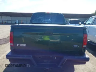 2003 Ford F-250 XL с VIN 1FTNX20L33EC88739, выставлен на аукционе IAAI как лот 42293415 с пробегом 163 159 миль миль и . История ставок и продаж доступна на DreamBid. Изображение 16.