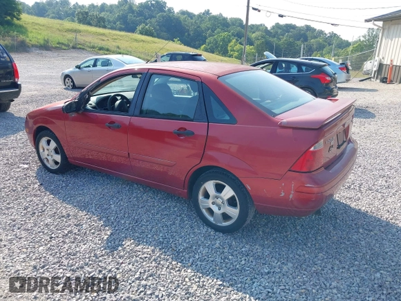2005 Ford Focus S with VIN 1FAFP34N65W272608, listed as a IAAI auction lot 42573272 with 132,102 mi miles and . Bid and sale history available at DreamBid. Image 3.