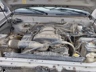 2001 Toyota Tundra Ltd with VIN 5TBBT48131S202178, listed as a IAAI auction lot 41503325 with 214,393 mi miles. Bid and sale history available at carsss.com. Image 10.