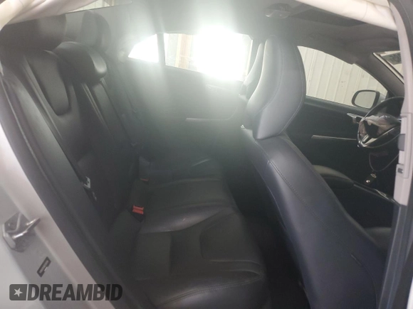 2016 Volvo S60 T5 Premier z VIN YV1612TK9G2393764, wystawiony jako Copart lot #53314985 z przebiegiem 112 858 mil mil oraz Szkoda całkowita • Salvage title. Historia ofert i sprzedaży dostępna na DreamBid. Obrazek 10.
