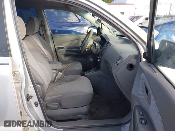 2006 Hyundai Tucson GL with VIN KM8JM12B26U469326, listed as a IAAI auction lot 42204742 with 240,998 mi miles. Bid and sale history available at carsss.com. Image 5.