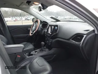 2019 Jeep Cherokee High Altitude with VIN 1C4PJMDX3KD423614, listed as a IAAI auction lot 41395694 with 64,494 mi miles and . Bid and sale history available at DreamBid. Image 5.