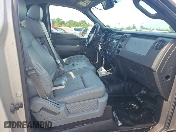 2014 Ford F-150 XL with VIN 1FTMF1CM5EKD54547, listed as a IAAI auction lot 42729479 with 188,818 mi miles and . Bid and sale history available at DreamBid. Image 7.