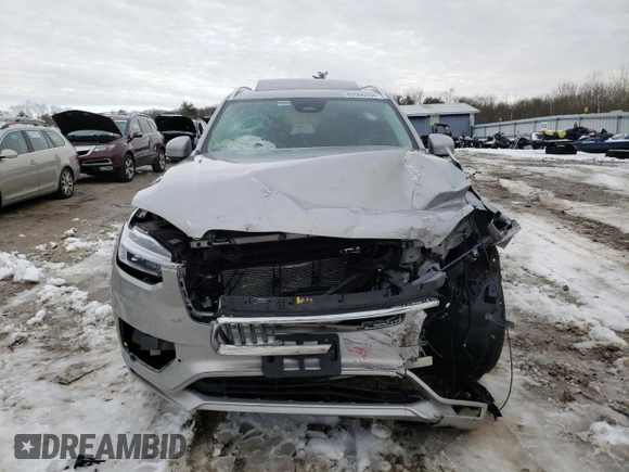 2024 Volvo XC90 Plus Bright Theme with VIN YV4L12PE8R1173048, listed as a Copart auction lot 83566354 with 13,738 mi miles and Salvage Title. Bid and sale history available at DreamBid. Image 5.