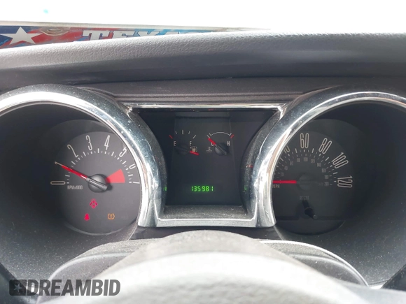 2007 Ford Mustang Deluxe with VIN 1ZVFT84N375262594, listed as a IAAI auction lot 42405440 with 135,981 mi miles and . Bid and sale history available at DreamBid. Image 7.