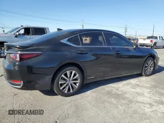 2021 Lexus ES with VIN 58ACA1C14MU005032, listed as a Copart auction lot 77665924 with 54,721 mi miles and Salvage Title. Bid and sale history available at carsss.com. Image 3.
