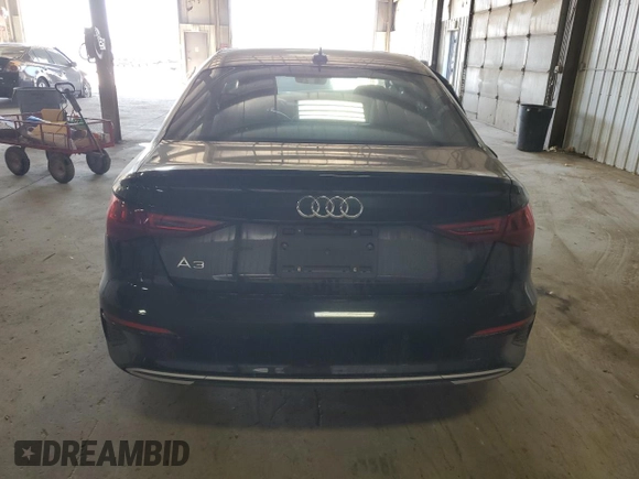 2024 Audi A3 Premium z VIN WAUAUDGY8RA080339, wystawiony jako Copart lot #56748905 z przebiegiem 30 467 mil mil oraz Czysty tytuł • Clean title. Historia ofert i sprzedaży dostępna na DreamBid. Obrazek 6.
