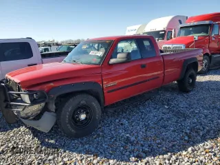 2001 Dodge Ram 2500 with VIN 1B7KC236X1J603433, listed as a Copart auction lot 86824874 with 204,906 mi miles and Salvage Title. Bid and sale history available at carsss.com. Image 1.
