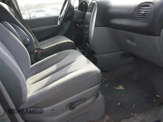 2006 Chrysler Town & Country LWB Touring with VIN 2A4GP54L56R651824, listed as a IAAI auction lot 41613064 with 245,645 mi miles. Bid and sale history available at carsss.com. Image 5.