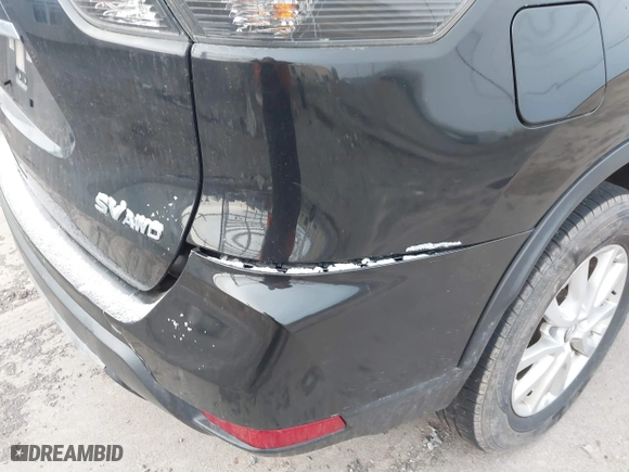 2017 Nissan Rogue SL with VIN JN8AT2MV3HW007874, listed as a IAAI auction lot 41879813 with 198,323 mi miles. Bid and sale history available at carsss.com. Image 17.
