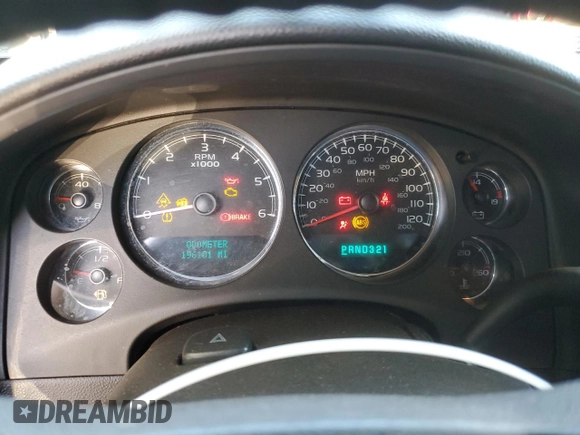 2007 Chevrolet Silverado 1500 LT w/1LT with VIN 2GCEC13J571542006, listed as a Copart auction lot 41470855 with 196,101 mi miles and Salvage Title. Bid and sale history available at carsss.com. Image 9.