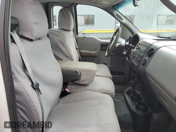 2005 Ford F-150 XL with VIN 1FTRF14W25NA51777, listed as a Copart auction lot 52041495 with 178,440 mi miles and Salvage title. Bid and sale history available at DreamBid. Image 10.