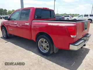 2005 Nissan Titan LE z VIN 1N6AA07A65N504074, wystawiony jako IAAI lot #42667004 z przebiegiem 230 687 mil mil oraz . Historia ofert i sprzedaży dostępna na DreamBid. Obrazek 3.