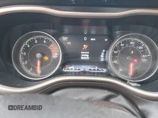 2017 Jeep Cherokee Trailhawk L Plus with VIN 1C4PJMBS2HD225011, listed as a IAAI auction lot 40802716 with 73,714 mi miles. Bid and sale history available at carsss.com. Image 7.