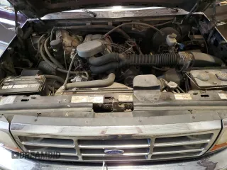 1994 Ford F-150 z VIN 1FTEX14N5RKB74354, wystawiony jako Copart lot #61545735 z przebiegiem 187 642 mil mil oraz Czysty tytuł • Clean title. Historia ofert i sprzedaży dostępna na DreamBid. Obrazek 11.