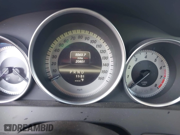 2013 Mercedes-Benz C 250 с VIN WDDGJ4HBXDG032143, выставлен на аукционе IAAI как лот 42517710 с пробегом Не указан миль и . История ставок и продаж доступна на DreamBid. Изображение 7.