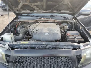 2010 Toyota Tacoma z VIN 3TMMU4FN7AM021796, wystawiony jako Copart lot #82248024 z przebiegiem 198 016 mil mil oraz Nie do naprawy • Non repairable. Historia ofert i sprzedaży dostępna na DreamBid. Obrazek 11.