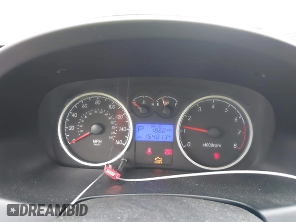 2008 Hyundai Tiburon GS z VIN KMHHM66D58U283273, wystawiony jako IAAI lot #41900097 z przebiegiem 154 013 mil mil oraz . Historia ofert i sprzedaży dostępna na DreamBid. Obrazek 7.