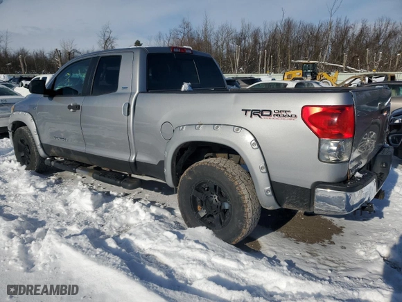 2007 Toyota Tundra SR5 with VIN 5TBBT54197S455591, listed as a Copart auction lot 42694055 with 177,963 mi miles and Non Repairable. Bid and sale history available at carsss.com. Image 2.