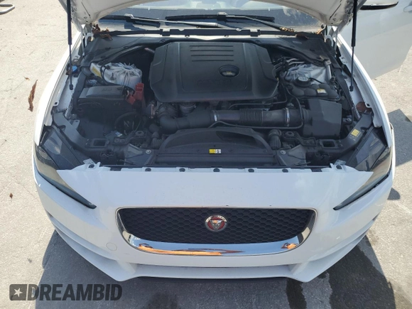 2017 Jaguar XE 20d z VIN SAJAR4BN9HA977316, wystawiony jako Copart lot #58179145 z przebiegiem 84 384 mil mil oraz Tytuł czysty. Historia ofert i sprzedaży dostępna na DreamBid. Obrazek 11.