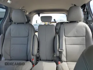 2018 Toyota Sienna XLE Auto Access Seat with VIN 5TDYZ3DC4JS903412, listed as a Copart auction lot 62653285 with 111,939 mi miles and Salvage title. Bid and sale history available at DreamBid. Image 10.
