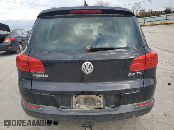 2012 Volkswagen Tiguan SE z VIN WVGAV7AXXCW531875, wystawiony jako Copart lot #82137824 z przebiegiem 147 210 mil mil oraz Tytuł czysty. Historia ofert i sprzedaży dostępna na DreamBid. Obrazek 6.