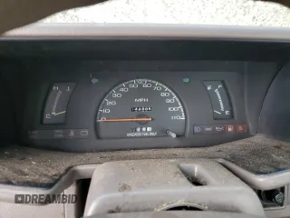 1993 Isuzu Pickup S z VIN 4S1CL11L2P4207469, wystawiony jako Copart lot #79279374 z przebiegiem 144 885 mil mil oraz Tytuł czysty. Historia ofert i sprzedaży dostępna na DreamBid. Obrazek 9.