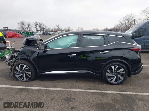 2023 Nissan Murano SL z VIN 5N1AZ2CS0PC138225, wystawiony jako IAAI lot #41675550 z przebiegiem 25 518 mil mil oraz . Historia ofert i sprzedaży dostępna na DreamBid. Obrazek 14.