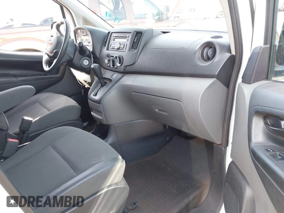 2017 Nissan NV200 SV with VIN 3N6CM0KN4HK698043, listed as a IAAI auction lot 41409055 with 31,516 mi miles and . Bid and sale history available at DreamBid. Image 1.