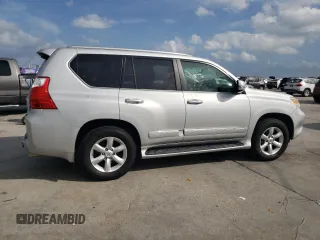 2011 Lexus GX 460 Premium with VIN JTJJM7FX0B5030138, listed as a Copart auction lot 52805215 with 206,275 mi miles and Salvage Title. Bid and sale history available at DreamBid. Image 3.