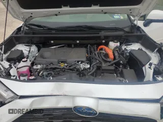2024 Toyota RAV4 Hybrid XLE Premium with VIN JTMB6RFV6RJ054408, listed as a Copart auction lot 52120745 with 2,961 mi miles and Salvage Title. Bid and sale history available at DreamBid. Image 13.