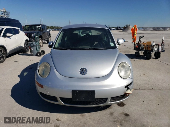 2007 Volkswagen New Beetle Coupe with VIN 3VWEW31C57M509066, listed as a Copart auction lot 81093464 with 74,292 mi miles and Clean Title. Bid and sale history available at carsss.com. Image 5.