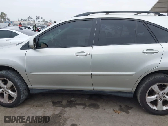 2005 Lexus RX 330 z VIN JTJHA31U250079436, wystawiony jako IAAI lot #42379567 z przebiegiem 180 626 mil mil oraz . Historia ofert i sprzedaży dostępna na DreamBid. Obrazek 14.