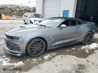 2022 Chevrolet Camaro LT1 with VIN 1G1FF3D72N0100375, listed as a Copart auction lot 83472264 with 12,869 mi miles and Salvage Title. Bid and sale history available at carsss.com. Image 1.