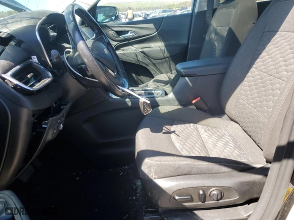 2021 Chevrolet Equinox LT with VIN 3GNAXKEV5ML401057, listed as a Copart auction lot 52242195 with 43,904 mi miles and Salvage Title. Bid and sale history available at carsss.com. Image 7.