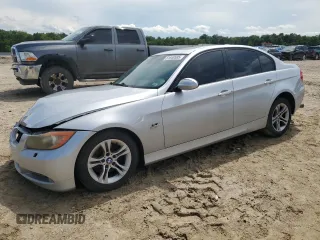 2008 BMW 3 Series 328xi with VIN WBAVC73508KX92158, listed as a Copart auction lot 61640585 with 168,101 mi miles and Salvage title. Bid and sale history available at DreamBid. Image 1.