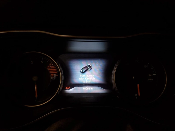 2019 Jeep Cherokee Trailhawk с VIN 1C4PJMBX7KD426213, выставлен на аукционе Copart как лот 54957065 с пробегом 46 066 миль миль и Списание • Salvage title. История ставок и продаж доступна на DreamBid. Изображение 9.