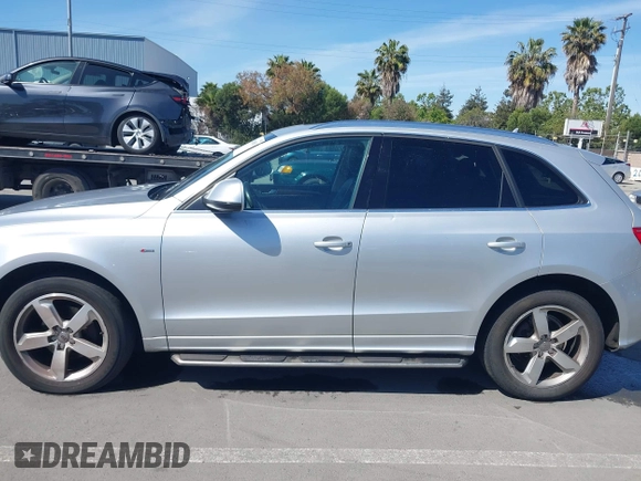 2012 Audi Q5 Prestige с VIN WA1WKBFPXCA132647, выставлен на аукционе IAAI как лот 42286583 с пробегом 226 394 миль миль и . История ставок и продаж доступна на DreamBid. Изображение 14.