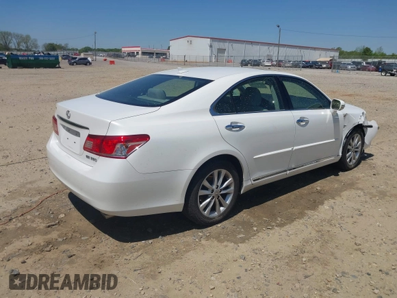 2012 Lexus ES 330 z VIN JTHBK1EG7C2475120, wystawiony jako IAAI lot #42042158 z przebiegiem 85 895 mil mil oraz . Historia ofert i sprzedaży dostępna na DreamBid. Obrazek 4.