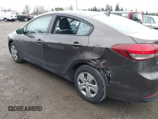 2017 Kia Forte LX with VIN 3KPFK4A74HE018334, listed as a IAAI auction lot 41867916 with 91,671 mi miles. Bid and sale history available at carsss.com. Image 6.