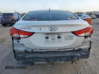 2013 Hyundai Elantra GLS z VIN KMHDH4AE2DU754975, wystawiony jako Copart lot #59701275 z przebiegiem 180 451 mil mil oraz Szkoda całkowita • Salvage title. Historia ofert i sprzedaży dostępna na DreamBid. Obrazek 6.