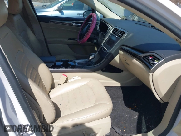 2015 Ford Fusion SE with VIN 3FA6P0HD1FR156236, listed as a IAAI auction lot 41757479 with 154,946 mi miles. Bid and sale history available at carsss.com. Image 5.