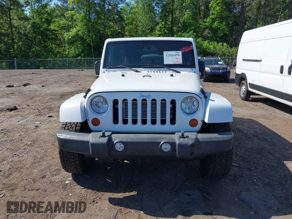 2012 Jeep Wrangler Unlimited Call of Duty MW3 с VIN 1C4BJWFG4CL130718, выставлен на аукционе IAAI как лот 42026458 с пробегом 162 884 миль миль и . История ставок и продаж доступна на DreamBid. Изображение 12.