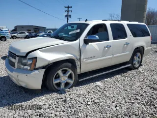 2008 Chevrolet Suburban LTZ z VIN 1GNFK16358R215822, wystawiony jako Copart lot #52565895 z przebiegiem 162 256 mil mil oraz Szkoda całkowita • Salvage title. Historia ofert i sprzedaży dostępna na DreamBid. Obrazek 1.