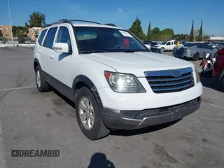 2009 Kia Borrego LX with VIN KNDJJ741995015416, listed as a IAAI auction lot 41812875 with 82,625 mi miles. Bid and sale history available at carsss.com. Image 1.