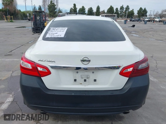 2017 Nissan Altima S z VIN 1N4AL3AP4HN337736, wystawiony jako IAAI lot #41724721 z przebiegiem 141 799 mil mil oraz . Historia ofert i sprzedaży dostępna na DreamBid. Obrazek 16.